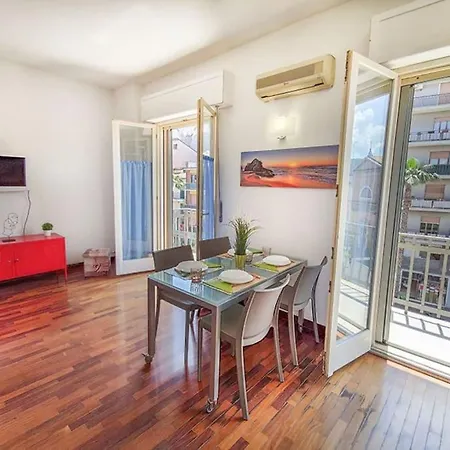 Centralissimo Trilocale Palestro Apartment